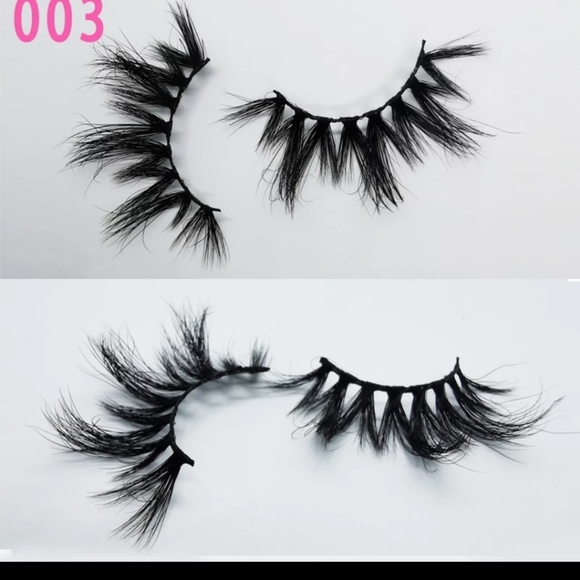 3 Butterfly Bundle Lashes - Picture 3 of 8